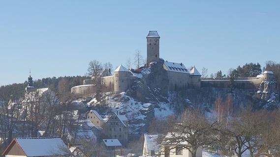 Burg Veldenstein: Wird es eine Familienherberge? - Nordbayern.de