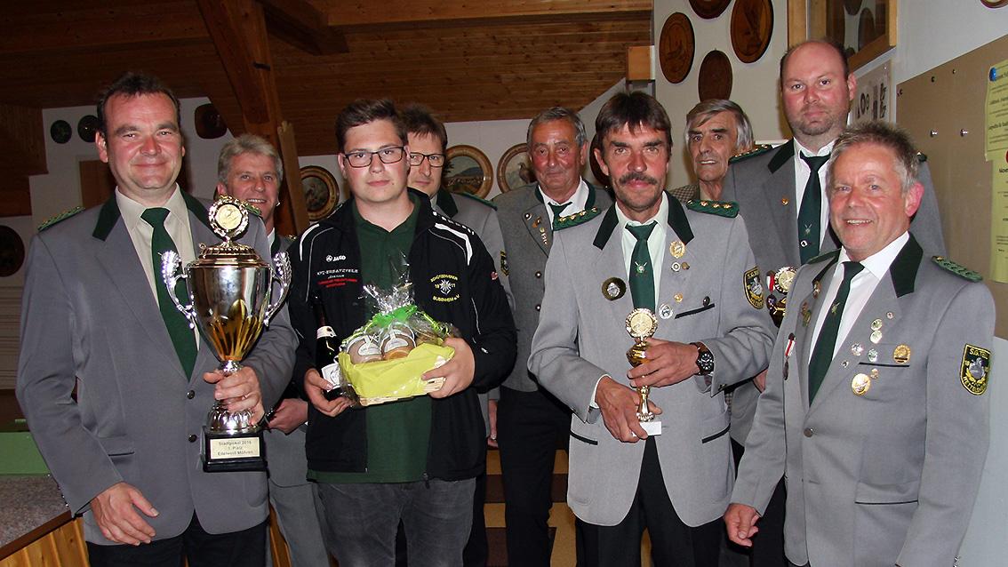 Edelweiß Bubenheim holte den Treuchtlinger Pokal - Nordbayern.de