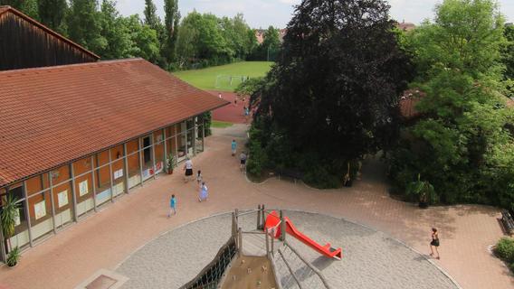 Architekt präsentiert Pläne für Turnhalle der Delpschule - Nordbayern.de