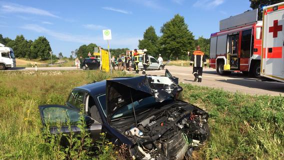 Schwerer Unfall auf der B299 bei Laaber - Nordbayern.de