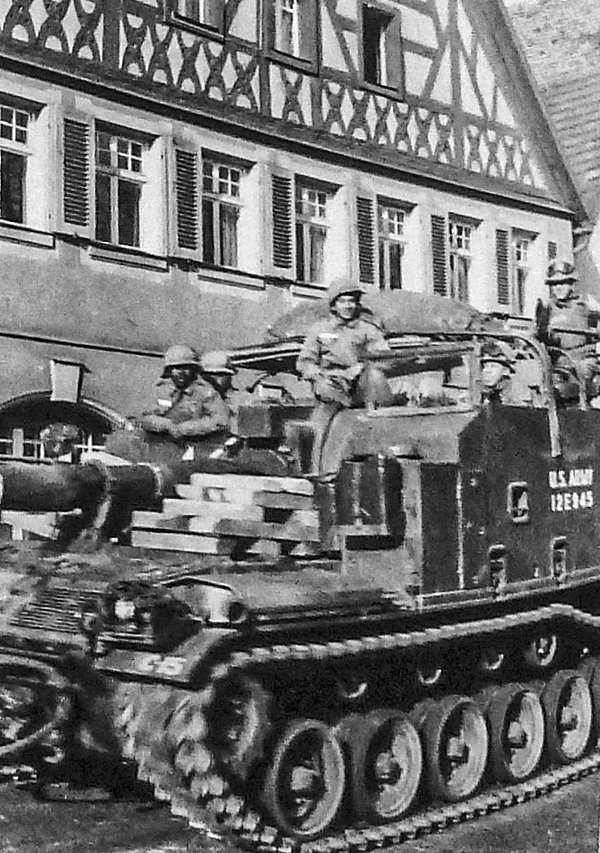 4C_KRIEGSENDE_PANZER_WEB_OBJ14670864_1.JPG