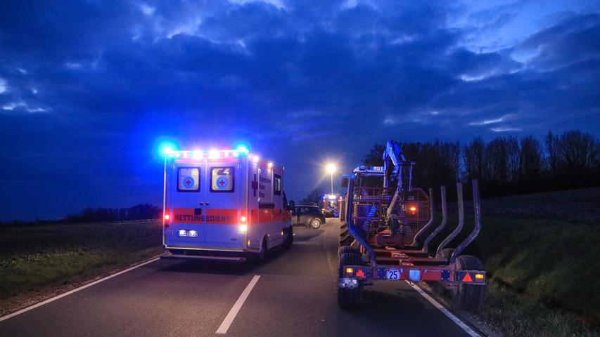 Frontalkollision nach Überholmanöver: 29-Jähriger in Oberfranken schwer verletzt