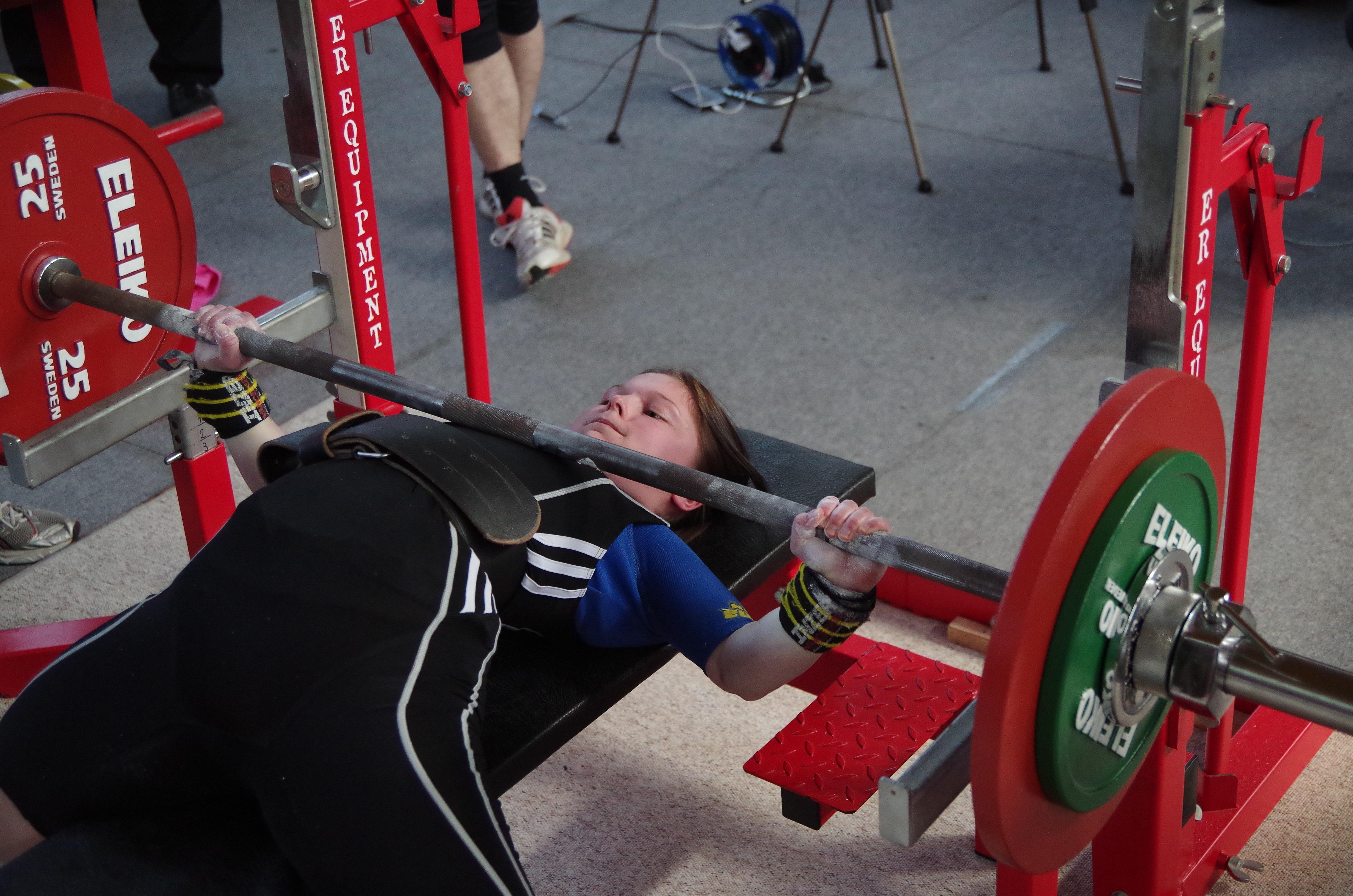 Der Champions-Cup im Kraftdreikampf fiel den Entwicklungen bereits am 21. März zum Opfer. Das gesamte Fitness-Studio des SC Oberölsbach blieb zum 8. Juni geschlossen. Das hochkarätigste Kräftemessen bei der Deutschen Meisterschaft im Bankdrücken vor heimischer Kulisse am 19./20. September fällt ebenfalls aus.