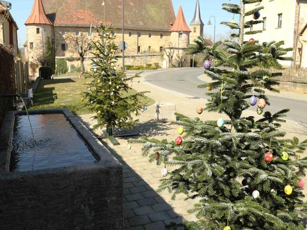 Trotz Corona: Osterbrunnen in Fränkischer Schweiz geschmückt