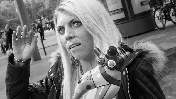 Traurige Nachricht für die Fans von JayJay Jackpot: Mit nur 32 Jahren ist die Youtuberin nach jahrelanger Krankheit an Organversagen gestorben.