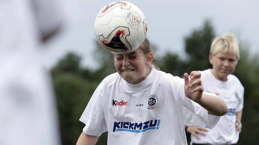 Boom beim Kinderfußball: Wimmelbild der SGV 1883 Nürnberg-Fürth Boom beim Kinderfußball: Wimmelbild der SGV 1883 Nürnberg-Fürth