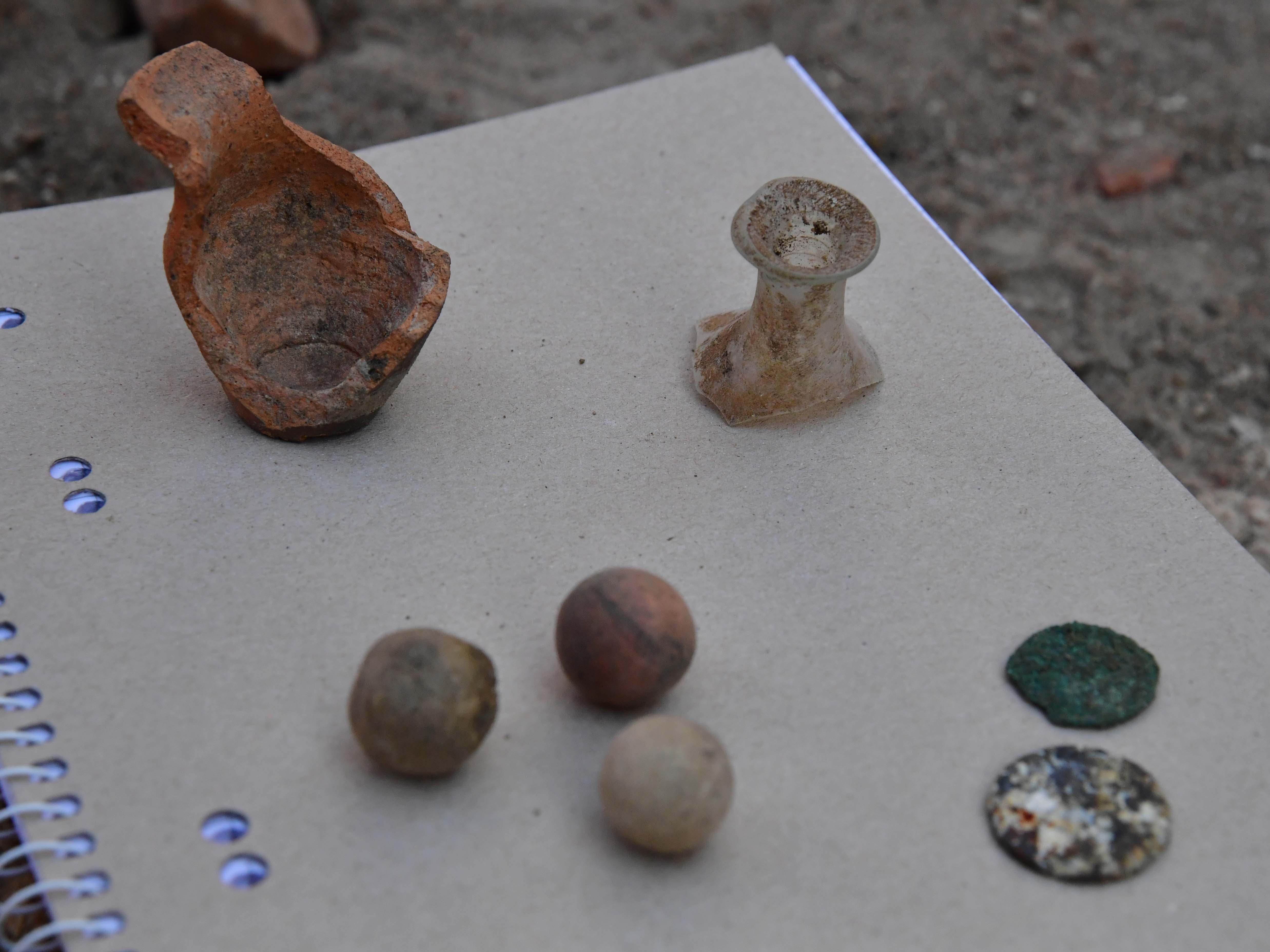 An der Glasergasse und Kaminfegergasse suchen Archäologen nach Relikten vergangener Epochen der Neumarkter Stadtgeschichte.