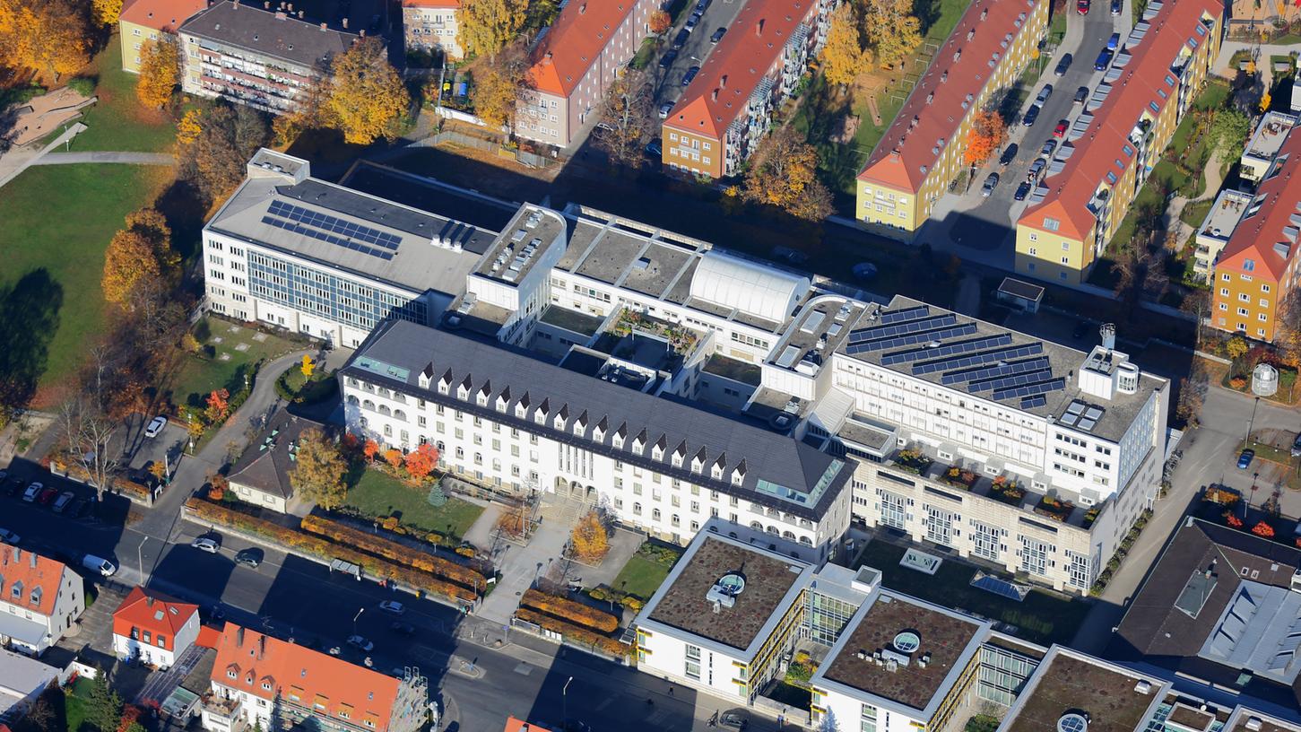 Auch das Nürnberger Theresien-Krankenhaus hat seine Kapazitäten weitgehend auf die Versorgung von Coronavirus-Patienten umgestellt.