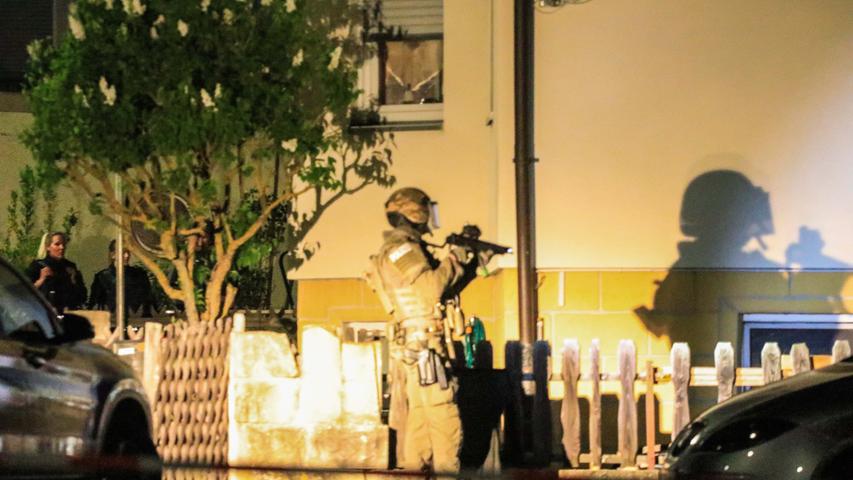 SEK-Einsatz mit Blendgranaten: Mann drohte, Haus in Luft zu sprengen