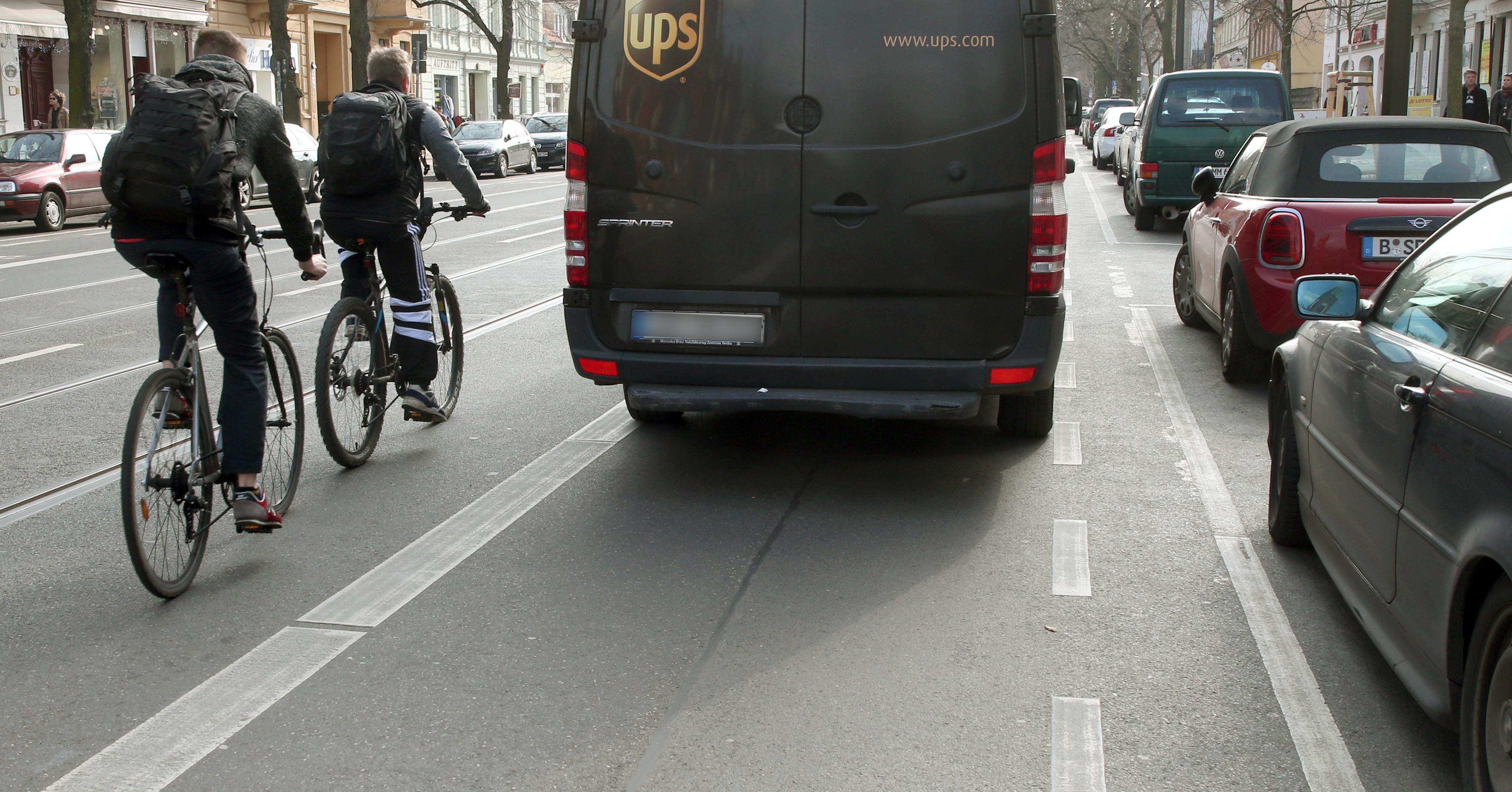 Neue Bussgeldregeln Ab 21 Km H Zu Viel Ist Der Fuhrerschein Weg Panorama Nordbayern De