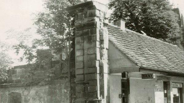 Nach der kampflosen Einnahme der Stadt am 16. April 1945 wurde Erlan-gen amerikanische Militärbasis.