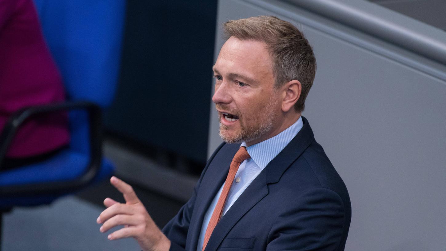 FDP-Chef Christian Lindner mahnt die politischen Entscheidungsträger zu mehr Verlässlichkeit in der Corona-Krise.