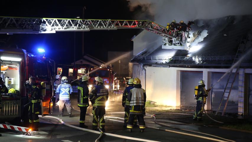 Scheune in Oberfranken ging in Flammen auf