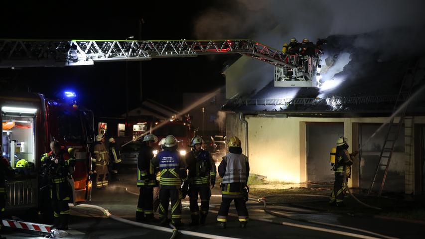 Scheune in Oberfranken ging in Flammen auf