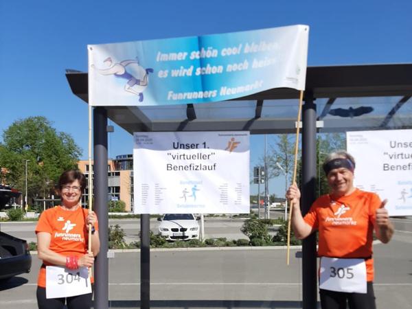 Zu den traditionell größten Gruppen beim Benefizlauf Seligenporten gehören die Funrunners, die es sich nicht nehmen ließen, mit 40 Akteuren an den Start zu gehen und 714 km für den guten Zweck zu absolvieren. Jeweils 30 km schafften die zwei fleißigsten Kandidaten. Sogar eine Versorgungstation wurde eingerichtet, die die Läufer zu unterschiedlichen Zeiten ansteuerten. Der Neumarkter Verein stockt seine km-Pauschale mit zusätzlichen Spenden auf. Zu den traditionell größten Gruppen beim Benefizlauf Seligenporten gehören die Funrunners, die es sich nicht nehmen ließen, mit 40 Akteuren an den Start zu gehen und 714 km für den guten Zweck zu absolvieren. Jeweils 30 km schafften die zwei fleißigsten Kandidaten. Sogar eine Versorgungstation wurde eingerichtet, die die Läufer zu unterschiedlichen Zeiten ansteuerten. Der Neumarkter Verein stockt seine km-Pauschale mit zusätzlichen Spenden auf.