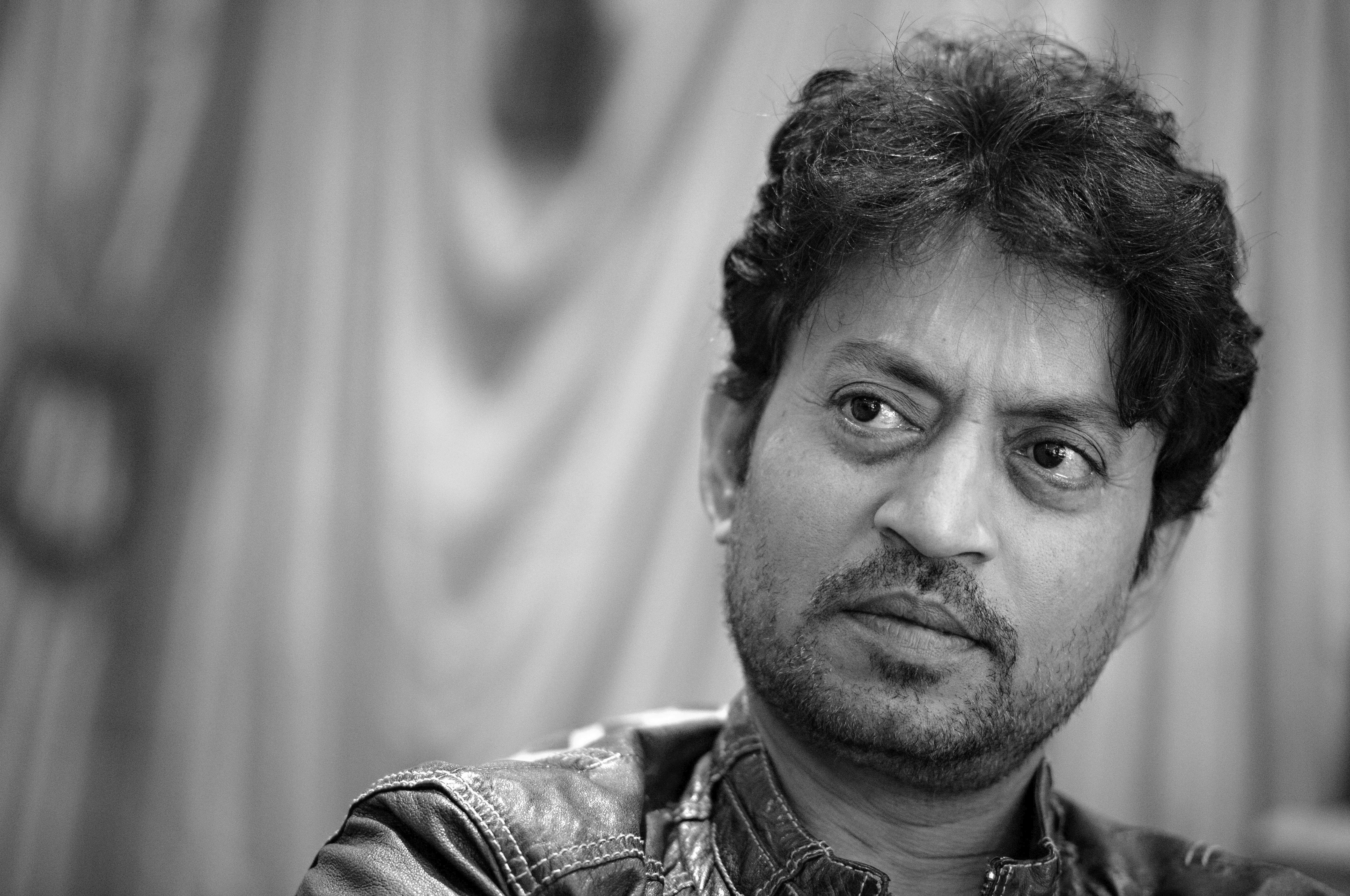 Mit einer Augenbewegung konnte er ein ganzes Spektrum an Emotionen zeigen: Irrfan Khan war einer der besten indischen Schauspieler. Mit 53 Jahren starb der Bollywood-Star, der durch Filme wie "Slumdog Millionär" und "Life of Pi: Schiffbruch mit Tiger" bekannt wurde, nach einer Infektion seines Dickdarms.