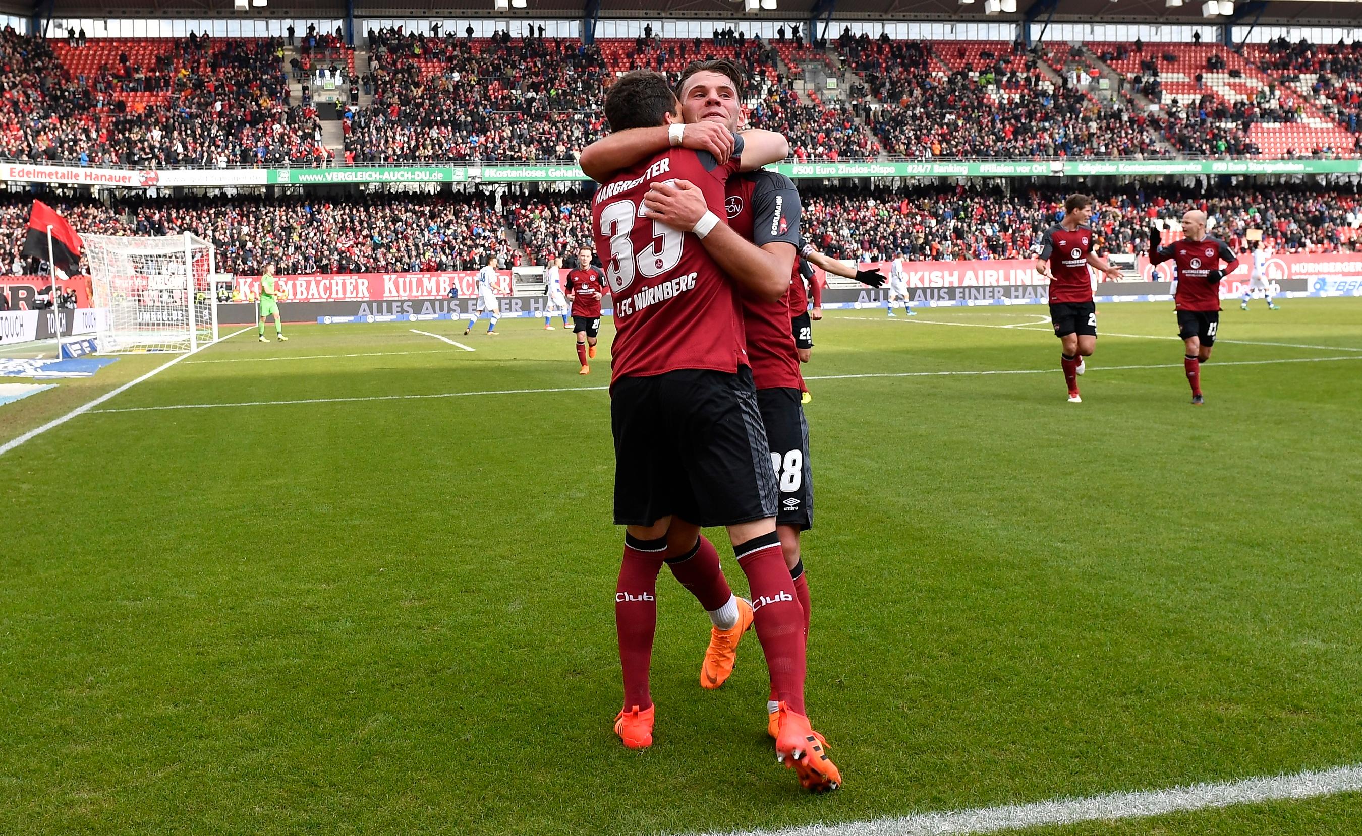 Nachdem der Club nicht unbedingt für seine langanhaltenden Siegesserien bekannt ist, konnte er bei einigen Fans schon mal für Frust sorgen. Ob Sieg, Remis oder Niederlage: Spiele des FCN werden von vielen vermisst.