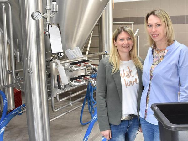 Christine Murmann (links) will gemeinsam mit ihrer Schwester Claudia Behounek-Murmann die Brauerei Ammerndorfer durch die Corona-Krise führen. 