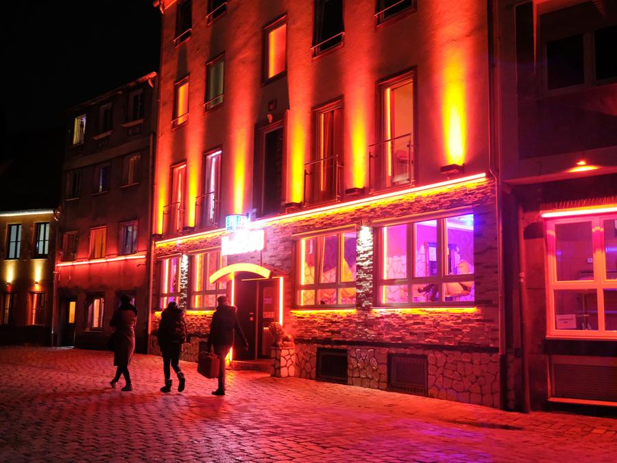 Prozess In Nurnberg Mann Soll Prostituierte Fast Totgewurgt Haben