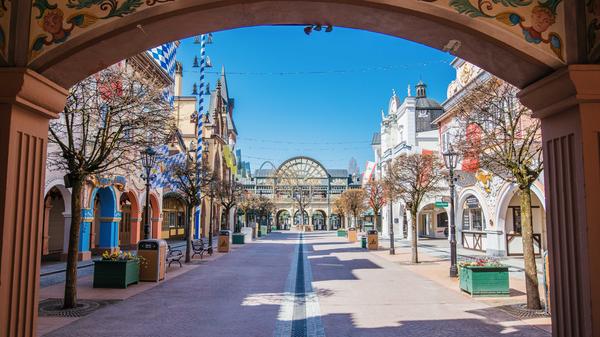 Menschenleerer Europa-Park
