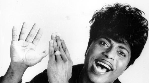 Der amerikanische Musiker Little Richard ("Tutti Frutti") starb am 9.5.2020 im Alter von 87 Jahren. Er gilt als Miterfinder des Rock'n'Roll.