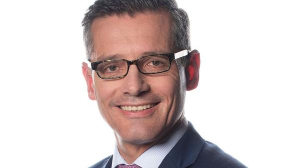 Michael Fraas ist bereits seit 2011 berufsmäßiger Stadtrat und Wirtschaftsreferent der Stadt Nürnberg. Er folgte damals auf den zur Messe gewechselten Roland Fleck nach. Davor arbeitete der in Nürnberg geborene Jurist im Bundesministerium für Wirtschaft und Technologie in Berlin. 2020 bemühte er sich als CSU-Bewerber vergeblich um den Posten als Oberbürgermeister in Schwabach. Im Frühjahr 2022 kündigte er an, nach Ablauf seiner zweiten Amtszeit im Herbst 2023 nicht mehr für eine Wiederwahl zur Verfügung zu stehen.