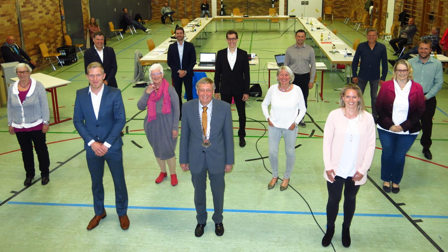 Erste Ratssitzung in Poxdorf: Steins hofft auf gute Zusammenarbeit