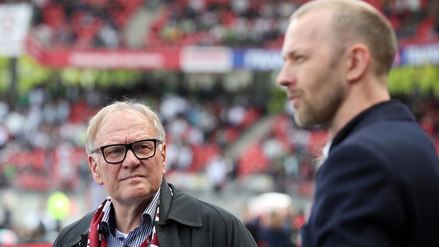 Kontrollbedarf? Die Leipziger Handelshochschule hat noch einmal genauer auf die Zahlen zum Club von Thomas Grethlein und Niels Rossow geschaut. Kontrollbedarf? Die Leipziger Handelshochschule hat noch einmal genauer auf die Zahlen zum Club von Thomas Grethlein und Niels Rossow geschaut.