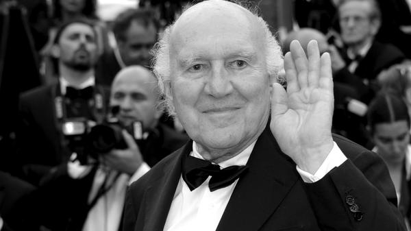 Er zählte zu Frankreichs bedeutendsten Charakterdarstellern. In seiner langen Karriere ist er in so ziemlich jede Rolle geschlüpft. Jetzt ist der legendäre französische Schauspieler Michel Piccoli im Alter von 94 Jahren an den Folgen eines Schlaganfalls gestorben.