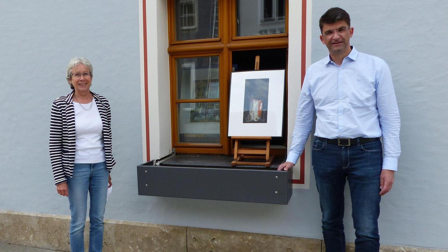 Freystadt: Kunst im Fenster