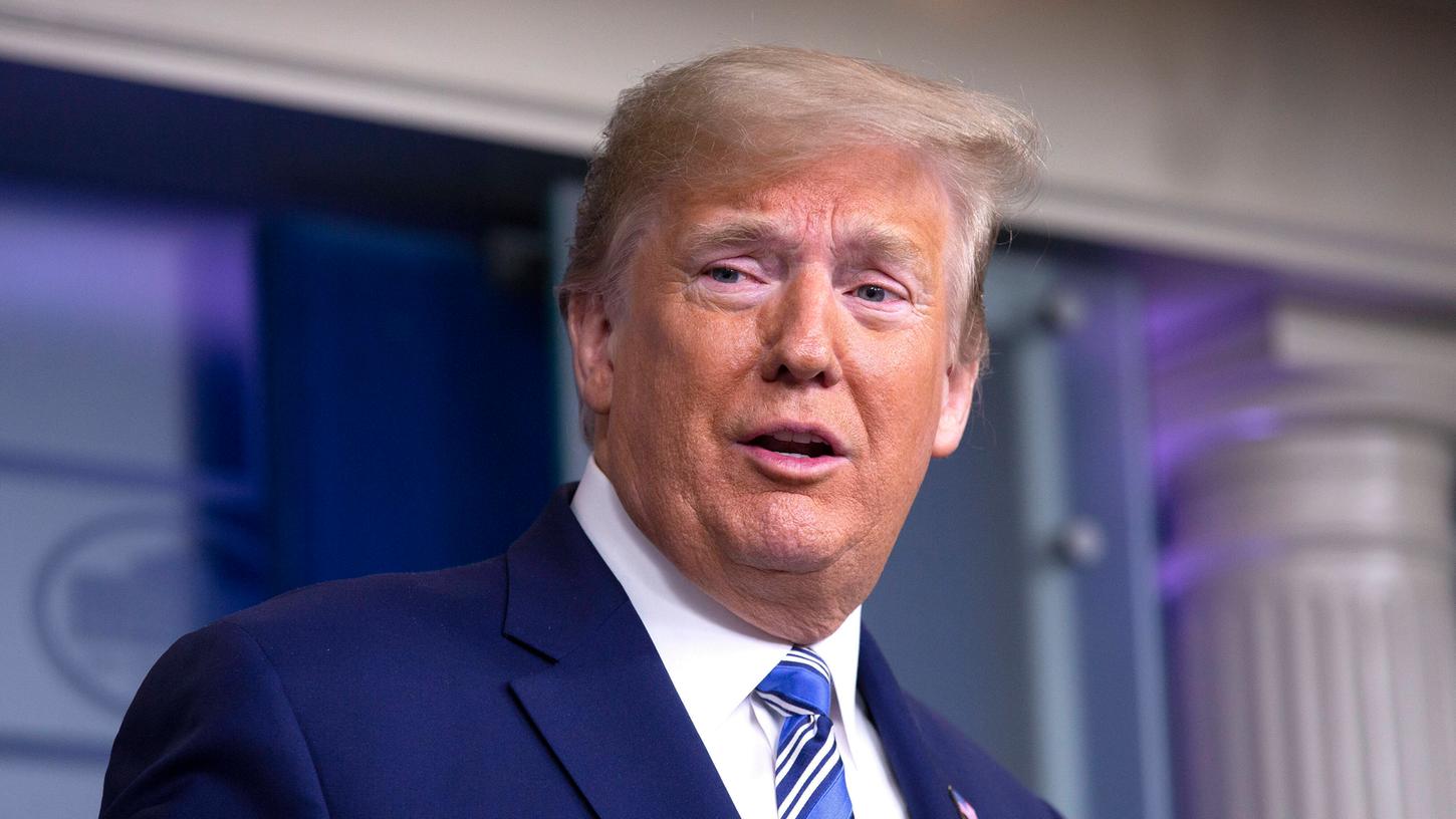 "Wesentliche Verbesserungen" fordert Trump von der WHO, sonst müsste er die Mitgliedschaft der USA in der Organisation überdenken. "Wesentliche Verbesserungen" fordert Trump von der WHO, sonst müsste er die Mitgliedschaft der USA in der Organisation überdenken.