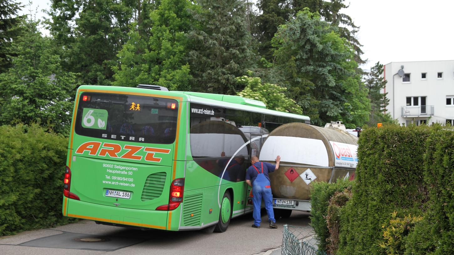 Pyrbaum: Zwei Schulbusse mit 15 Kindern in Umleitung 