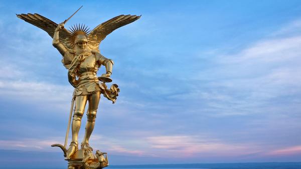 Sonnenaufgang im Nordwesten Frankreichs