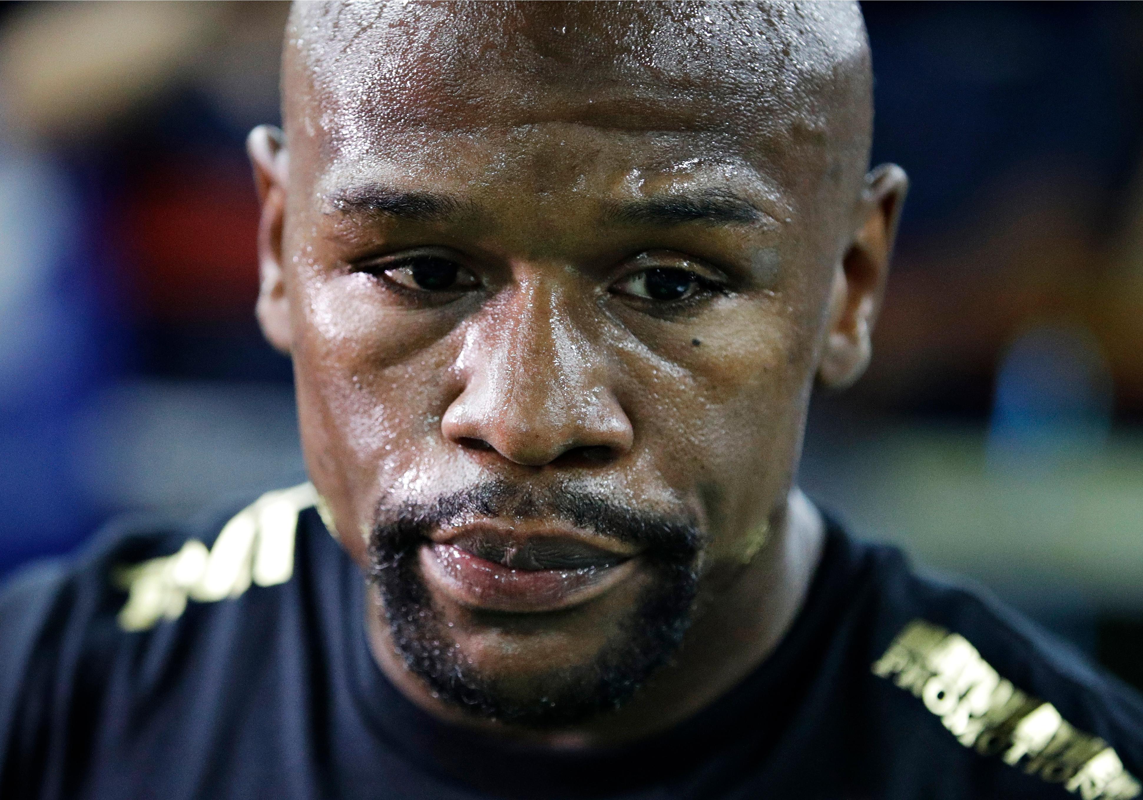 Medien Ex Boxer Mayweather Wird Fur Floyd Beisetzung Bezahlen Panorama Nordbayern De