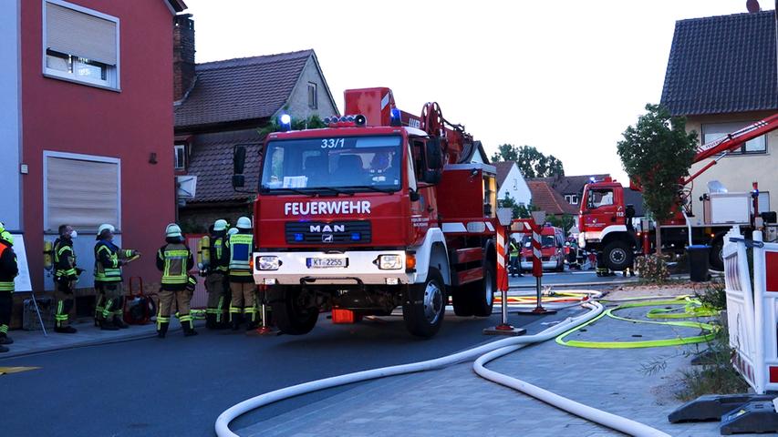 Dachstuhlbrand in Reupelsdorf: Haus unbewohnbar