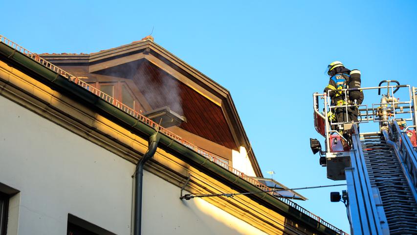 Der Brand in der Dachzimmerwohnung war schnell unter Kontrolle.