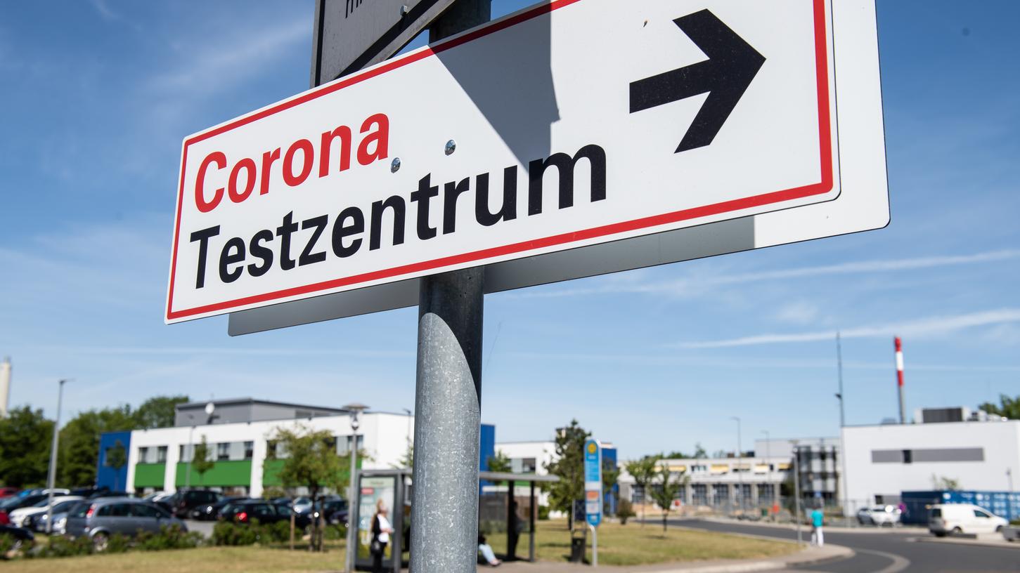Bei mehreren größeren privaten Feiern haben sich in Göttingen etliche Menschen mit dem neuartigen Coronavirus infiziert. Nun stehen an der Universitätsmedizin Göttingen hunderte Tests bevor.