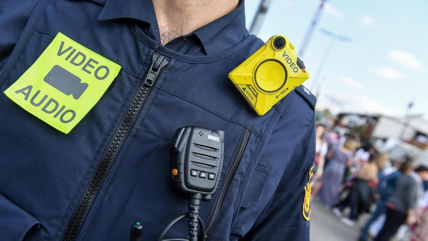 Erlanger Polizei Body Cams Als Schutz Erlangen Nordbayern De