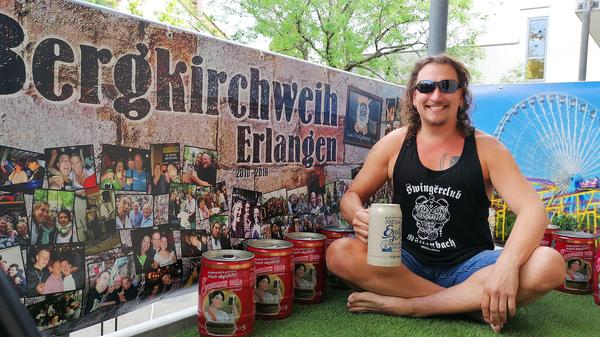 Stefan Hasso Heß hat sich den Berg einfach nach Hause geholt! Diese kreative Idee belohnen die Userinnen und User mit Platz 6. Da lässt sich die Wartezeit bis nächstes Jahr doch gut überbrücken.