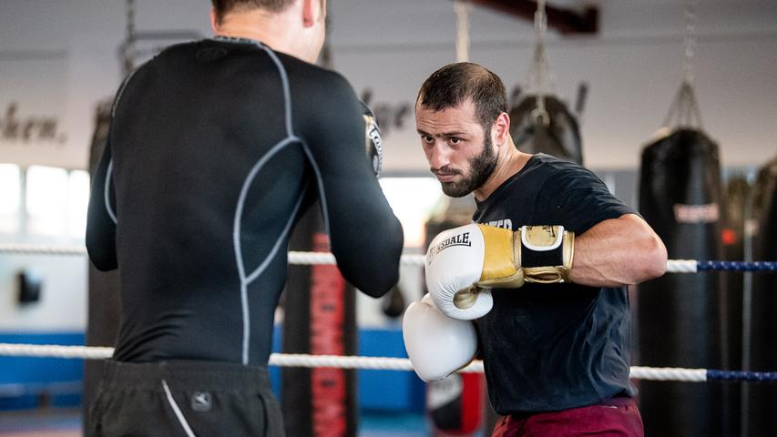 Profiboxen So trainiert Marten Arsumanjan in Forchheim