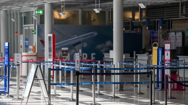 Coronavirus - Flughafen Nürnberg