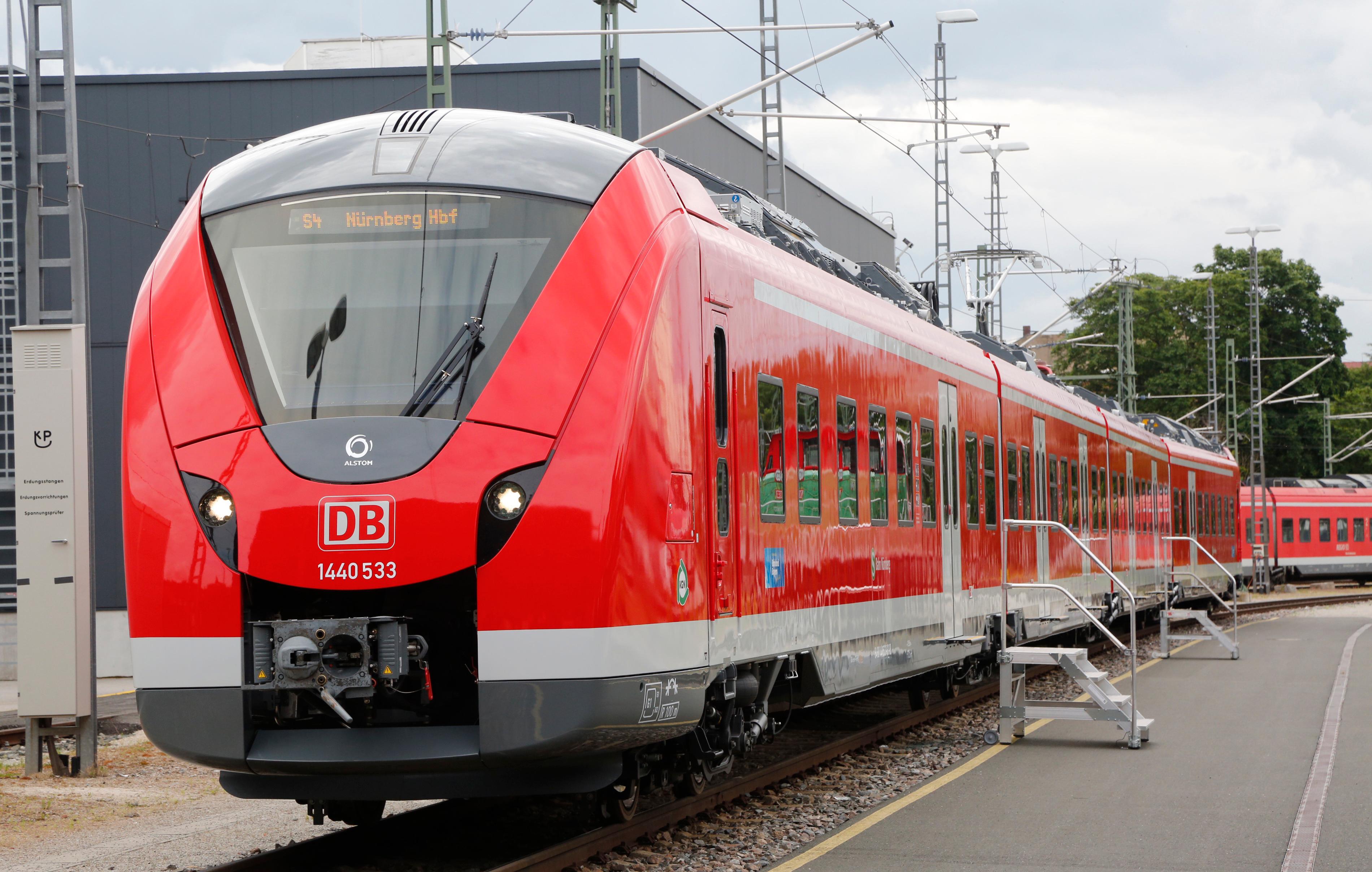 Von außen scheinen sich die neuen Züge gar nicht so sehr verändert zu haben. 