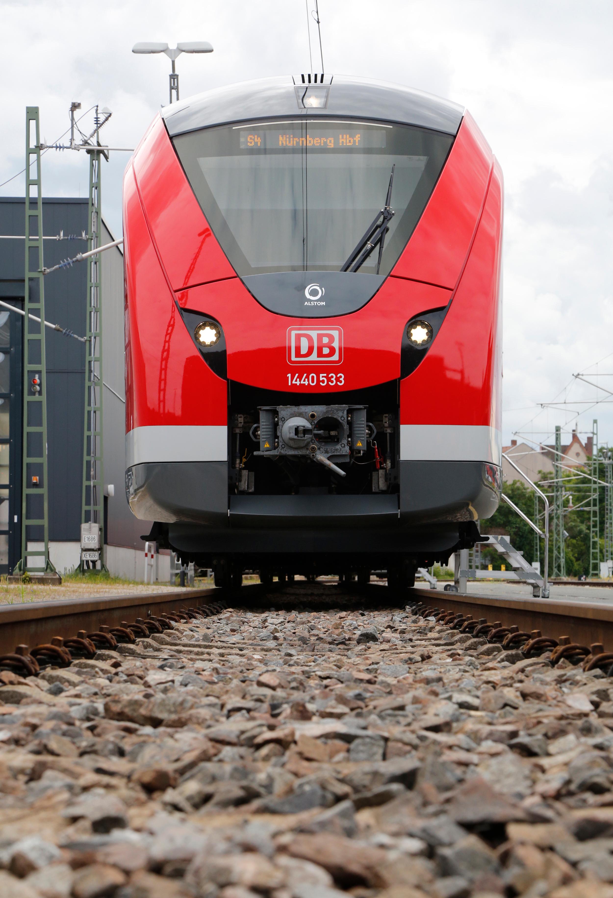 Die S-Bahnen gehören zu der Baureihe 1440/Coradia Continental des Herstellers Alstom. Die Bahn hat insgesamt 27 Züge für 180 Millionen Euro bei Alstom in Auftrag gegeben. 