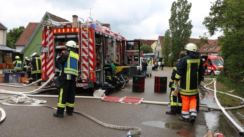 Schillingsfürst: Zwei Kinder verletzt bei Brand in Reihenhaus
