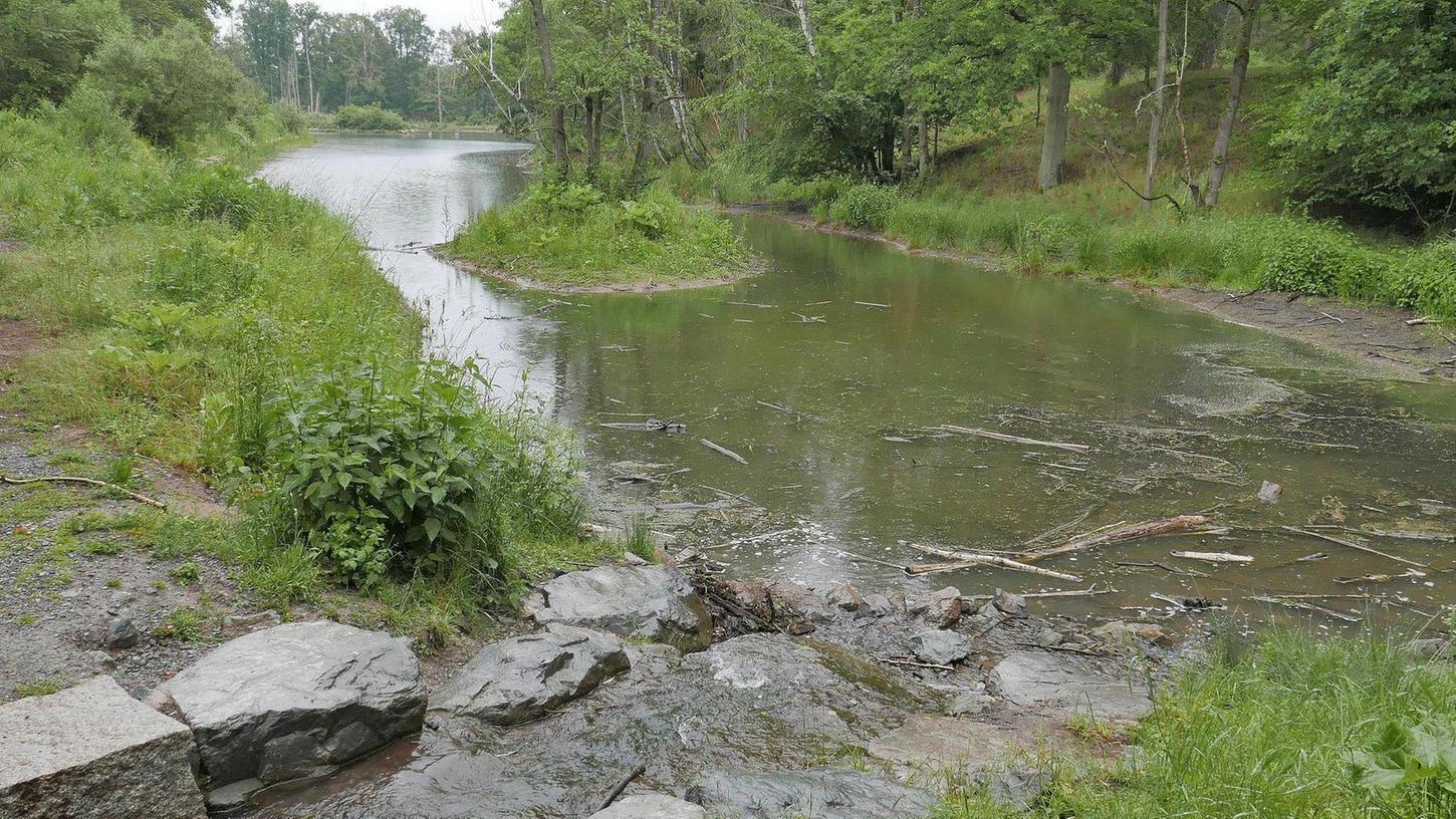 Wasserspiele sind am Hainbergweiher tabu