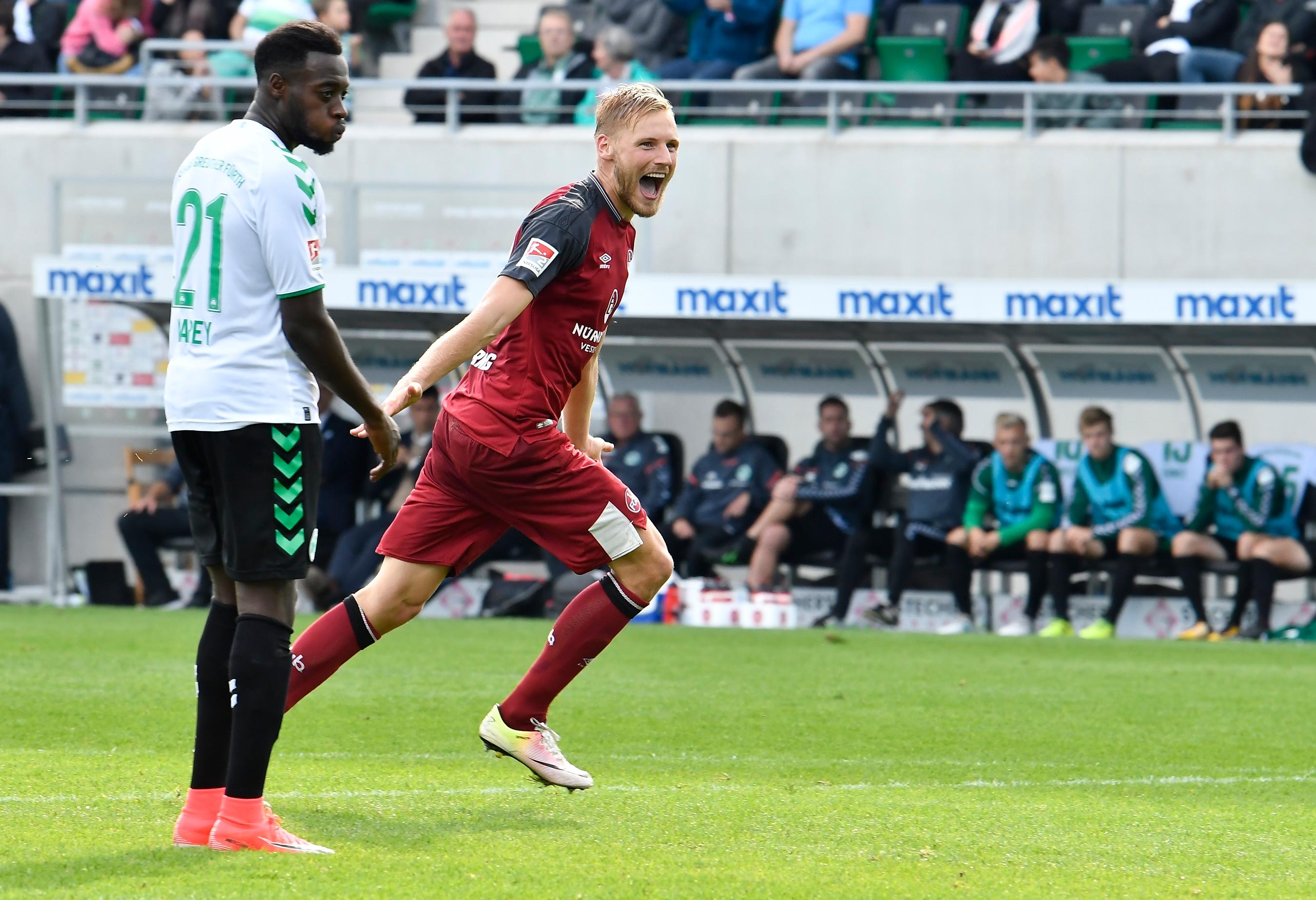 Drei leibhaftige Derby-Torschützen haben am Wochenende zumindest theoretisch die Gelegenheit, ihre Statistik in dieser Hinsicht aufzuhübschen. Hanno Behrens, Johannes Geis und David Raum haben schon ins Derby-Tor getroffen, Geis und Raum allerdings noch im Trikot der Spielvereinigung.