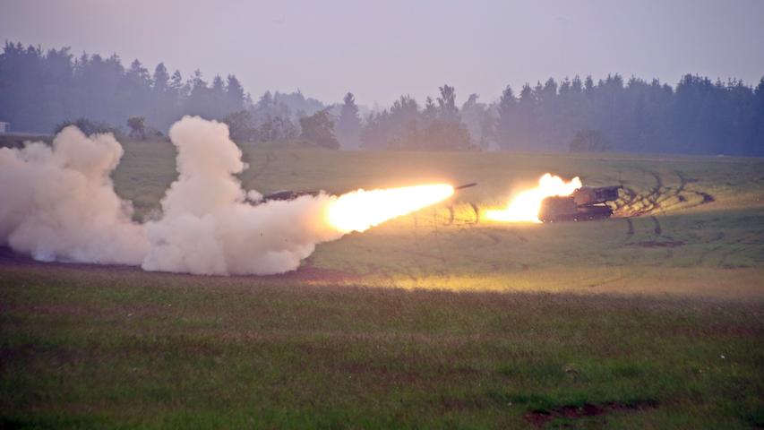 Raketenwerfer-Übung auf dem Truppenübungsplatz Grafenwöhr