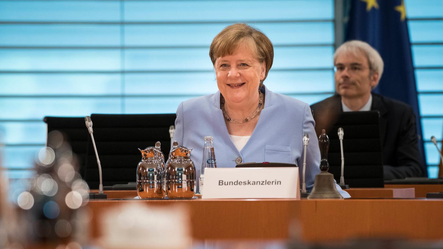 Bundeskanzlerin Angela Merkel nahm vor Ort an der Kabinettsitzung der Bundesregierung im Kanzleramt teil.