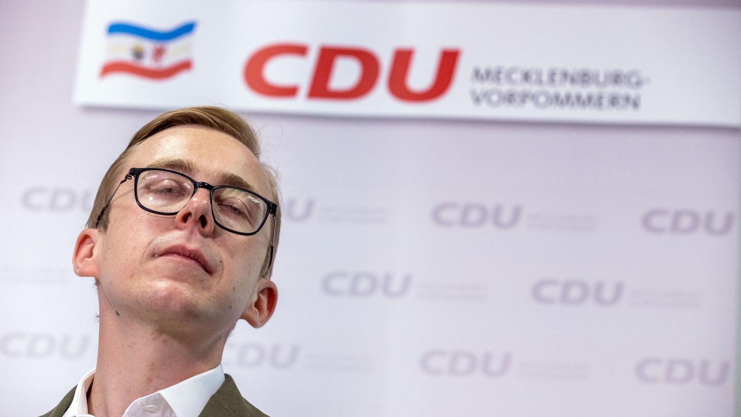 Philipp Amthor gilt in der CDU als aufsteigender Stern. Jetzt aber muss er sich unangenehme Fragen zu seiner Tätigkeit für ein US-Unternehmen gefallen lassen.