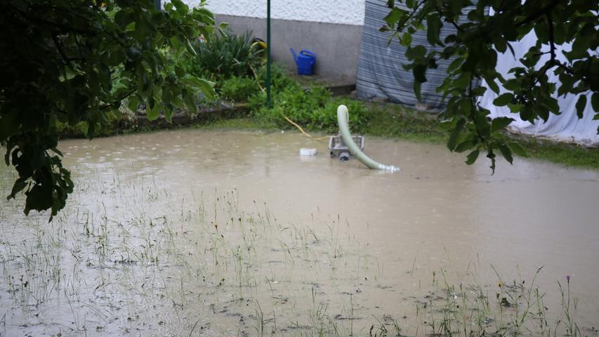 Starkregen: Wassermassen sorgen in Oberfranken für Überschwemmungen